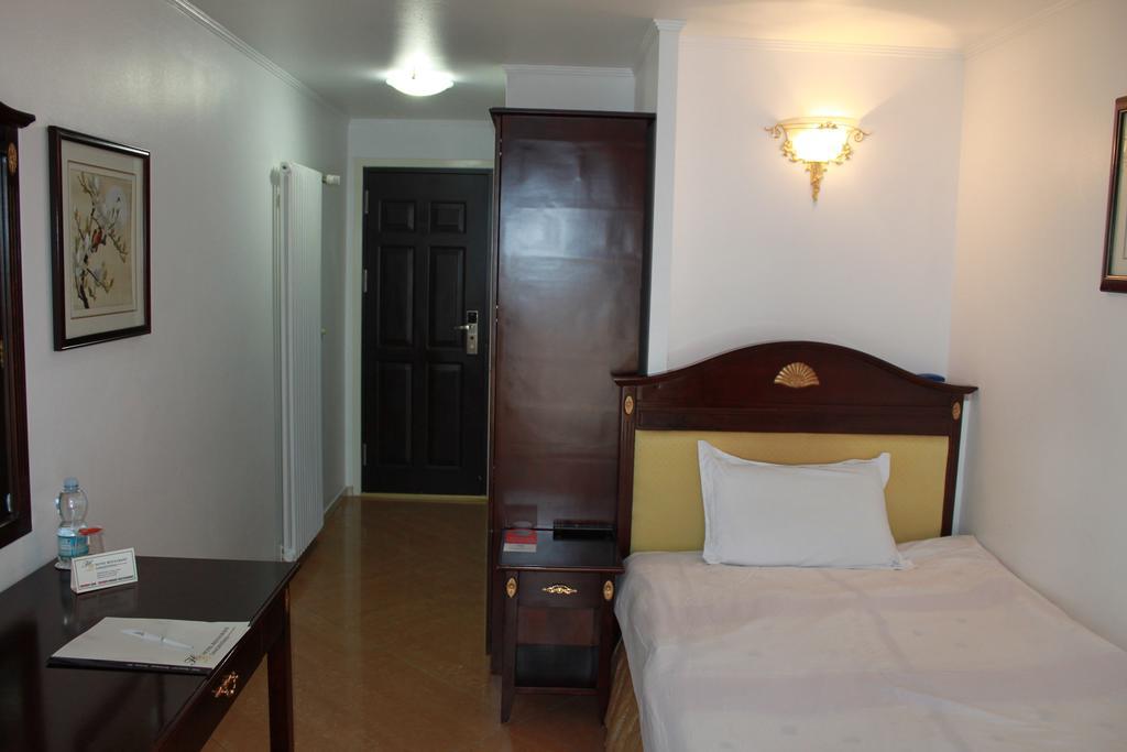 Hotel Langenthal Rum bild
